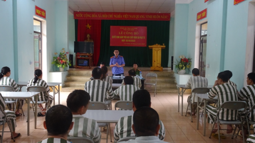 Viện kiểm sát nhân dân tỉnh Lai Châu tổ chức tuyên truyền tại Trại tạm giam Công an tỉnh Lai Châu năm 2023