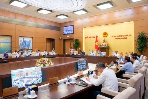 Chính thức bỏ quy định mỗi cặp vợ chồng chỉ sinh một hoặc hai con