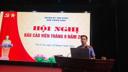 Viện kiểm sát nhân dân huyện Tân Uyên tuyên truyền pháp luật về thi hành án hình sự tại Hội nghị báo cáo viên